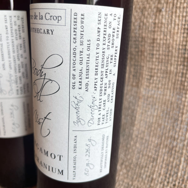 body oil mist bergamot geranium  Olive, Karanja, Avocado, Grapeseed, and Sunflower side close up